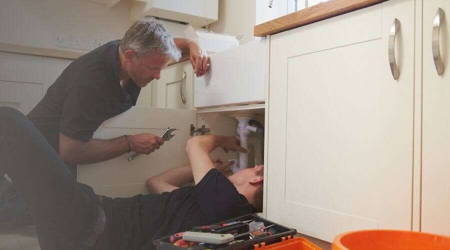 Professional burst pipe repair services in Los Fresnos, TX